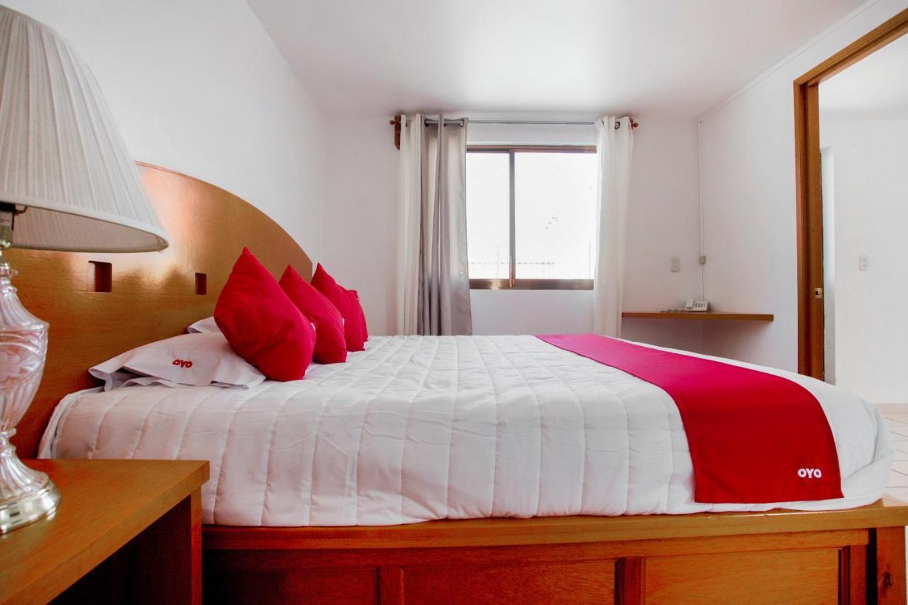 OYO Hotel Montes Atlixco Buitenkant foto