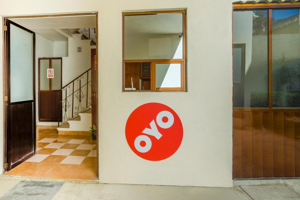 OYO Hotel Montes Atlixco Buitenkant foto