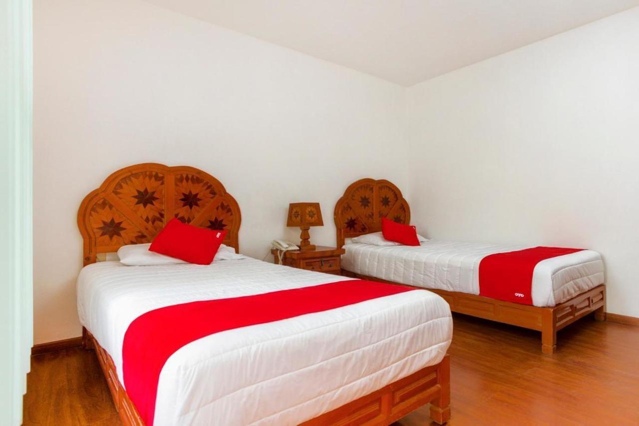 OYO Hotel Montes Atlixco Buitenkant foto
