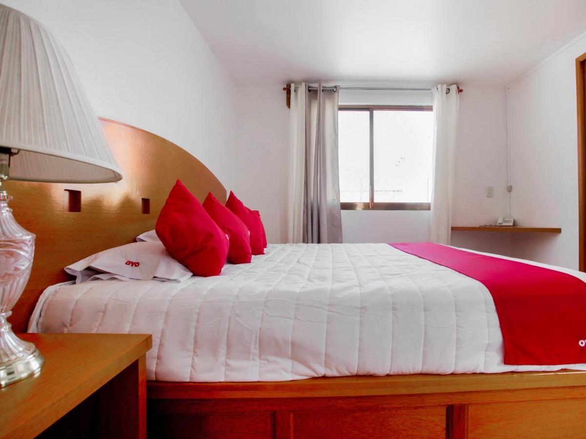 OYO Hotel Montes Atlixco Buitenkant foto